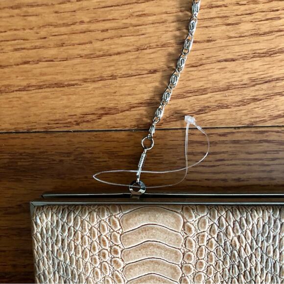 Hobo International Pink Neutral Clutch removable strap Crossbody Handbag - Picture 7 of 12